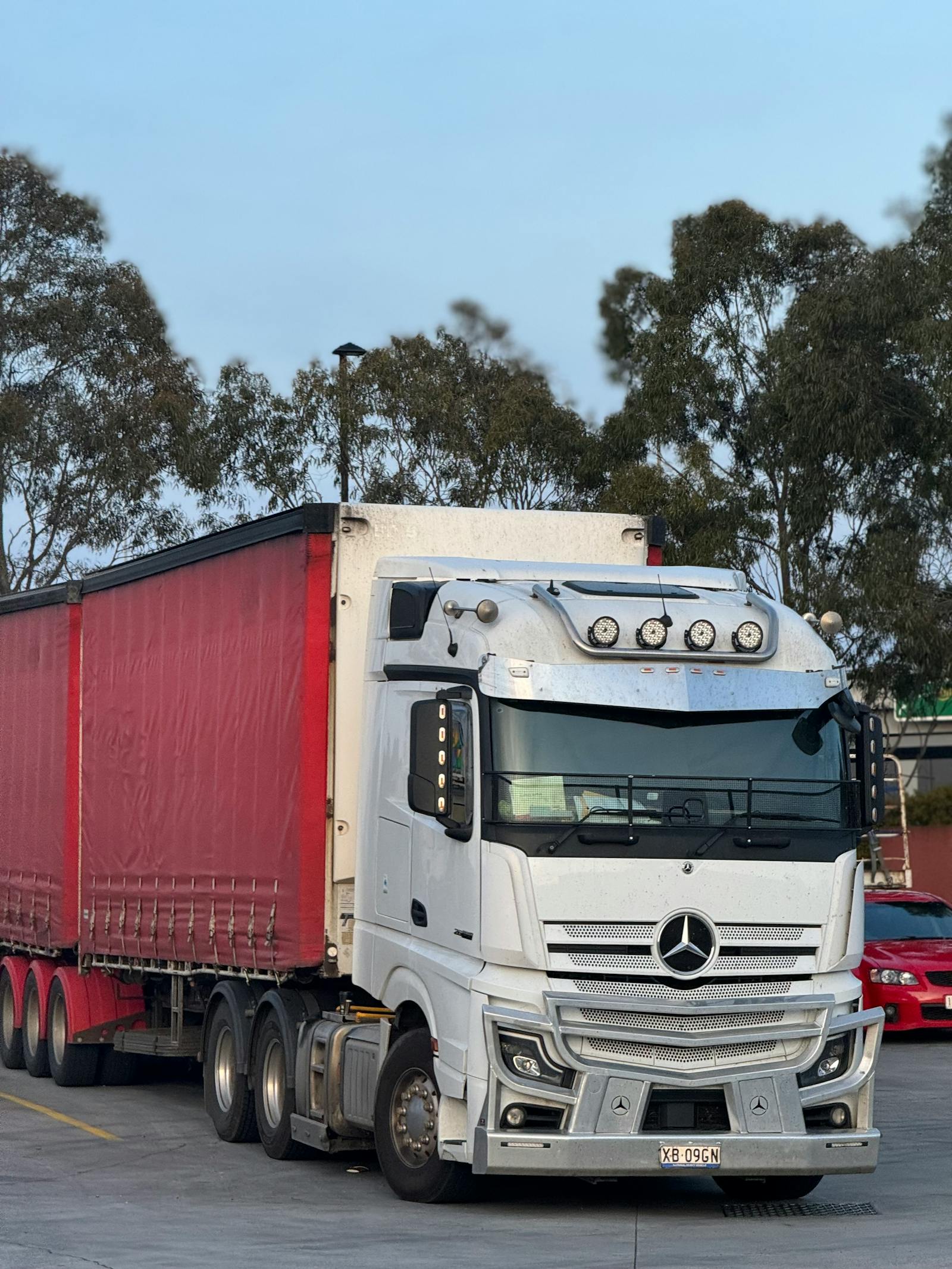 Logistics Dashboard in Clean Office